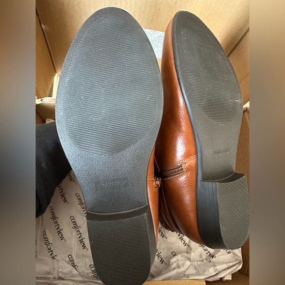 NWT Comfortview Womens 7W Mickey Bootie Short Ankle Boot Winter Shoes Cognac - Picture 8 of 10